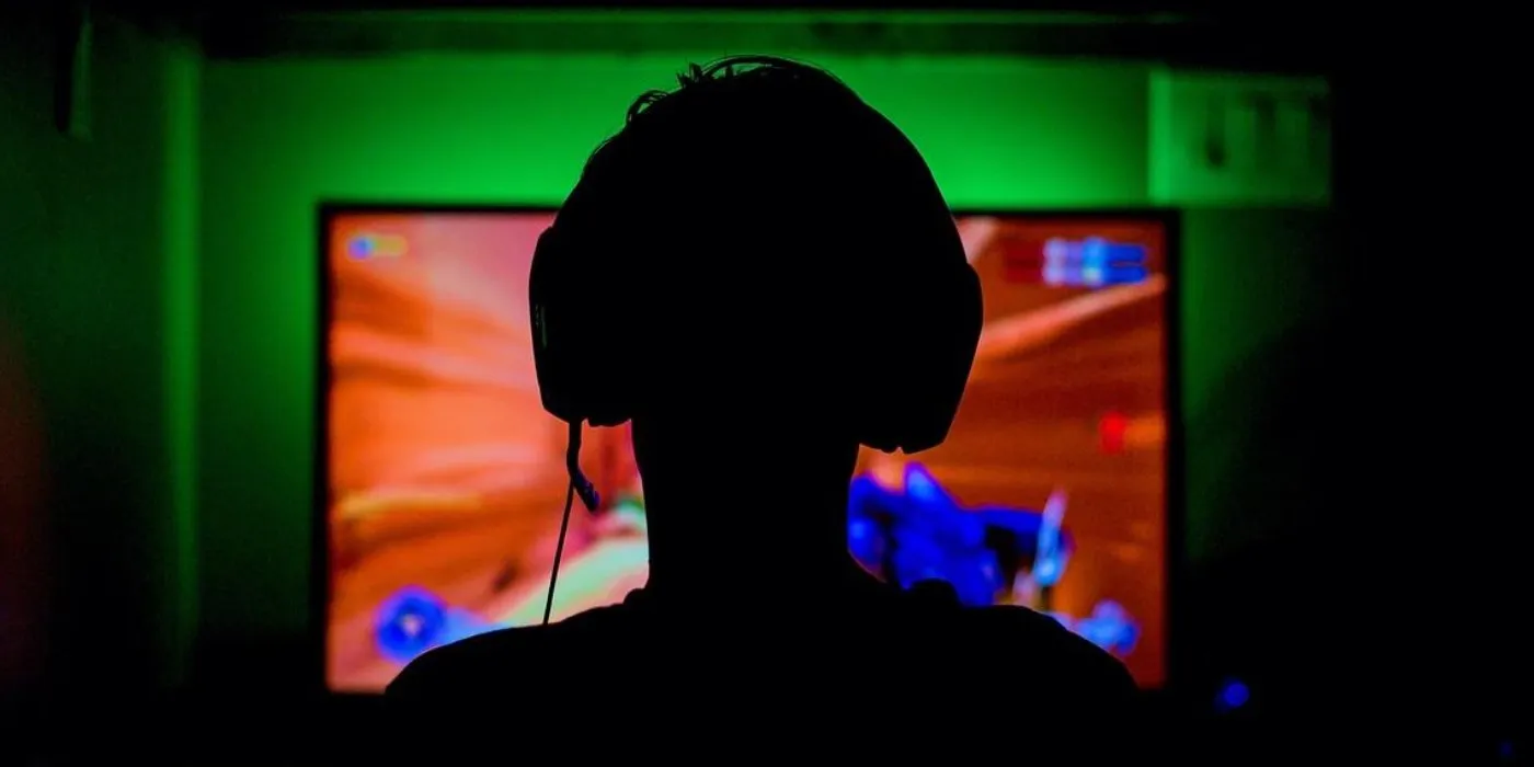 How In-Game Currencies Mirror Real-World Digital Economies