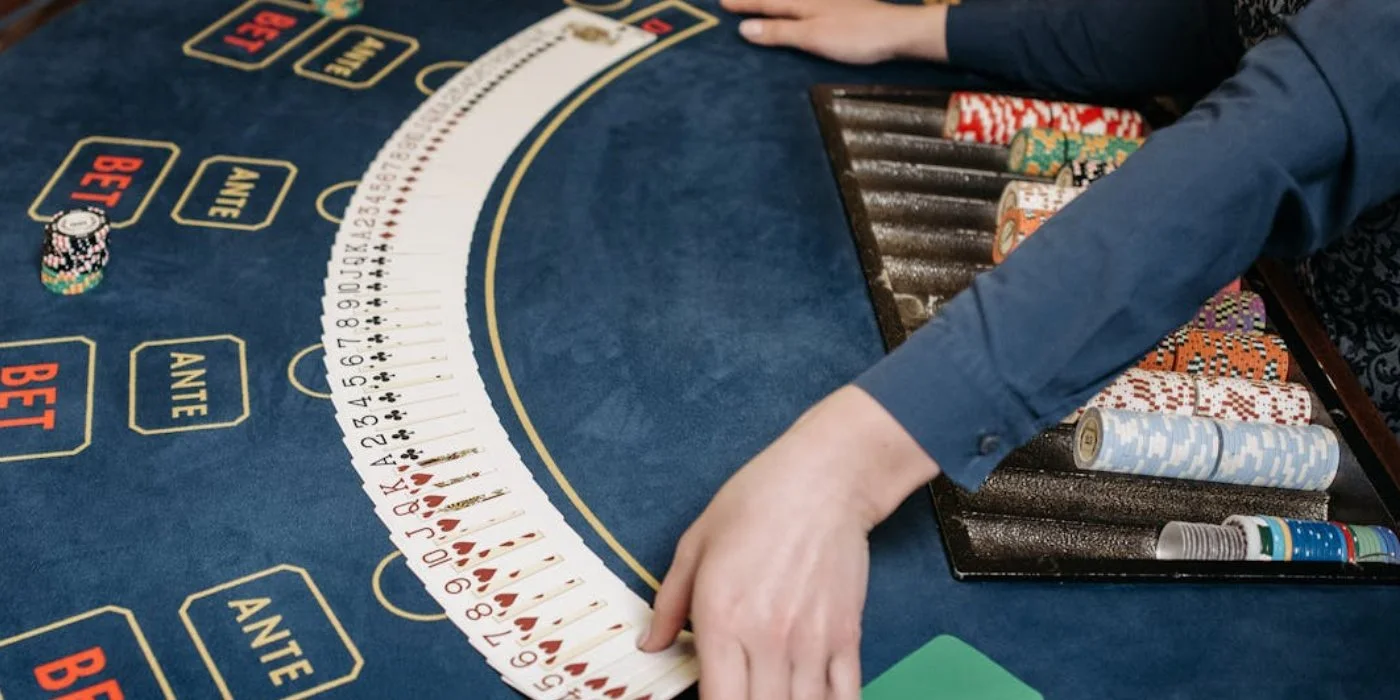 From Hearthstone to Hold’em: Why Traditional Card Mechanics Keep Dominating Digital Spaces